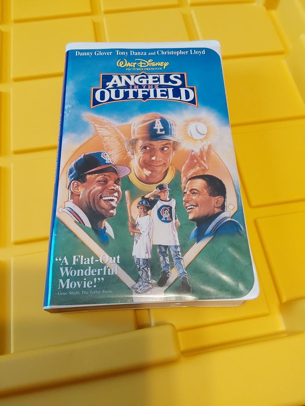 Walt Disney Angels in the Outfield VHS — Blue and Green Cover